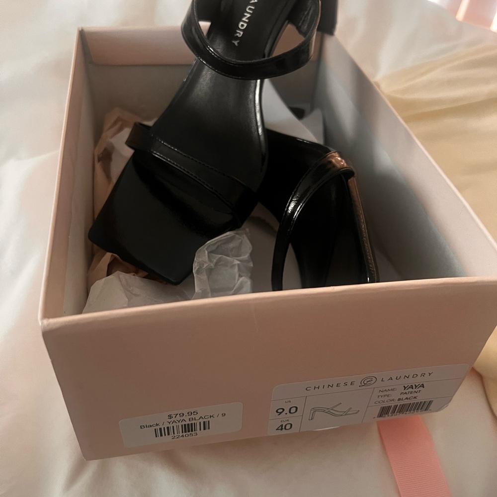 Chinese Laundry Sleek Black Sandals